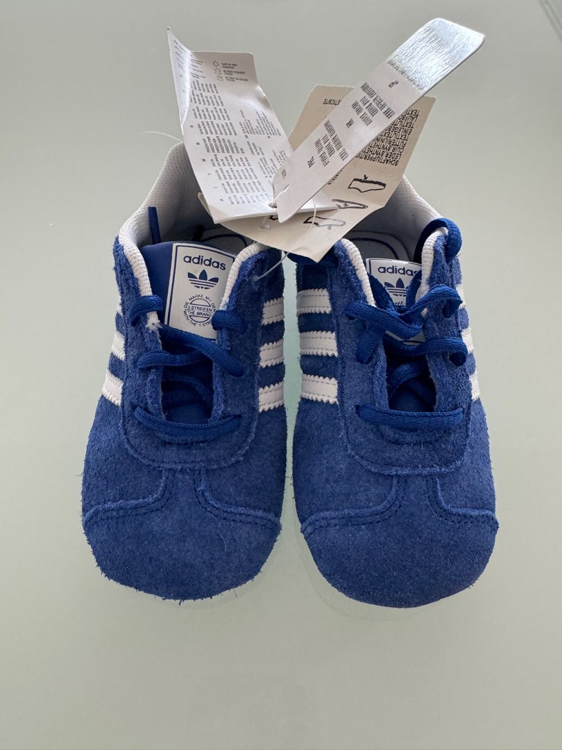 Baby gazelle crib discount shoes