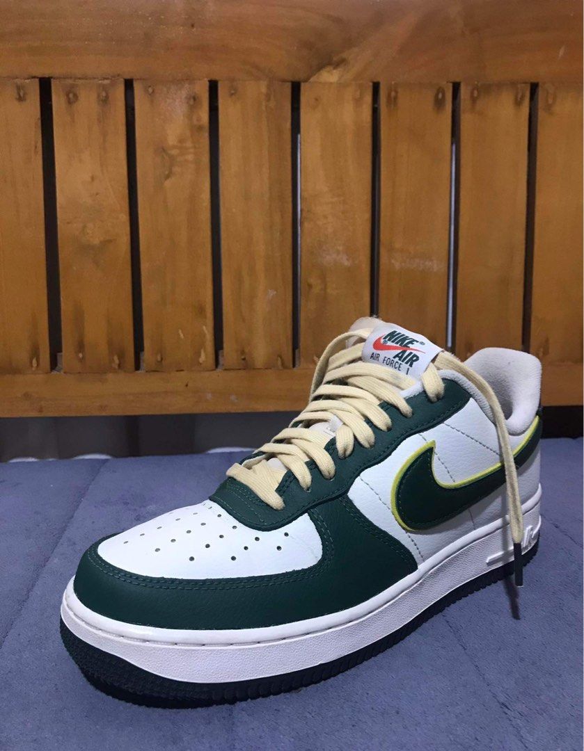 Air Force 1 Low Sail/Noble Green (Category: Sneakers) located in Batac City. Submitted by danielleqmd (Listing ID 1283158724, Image 3). Description: US Size 7.5. No box. Bought Dec 2022 Rarely used. Some creasing on the toe box. Great condition - like new. Bought from Nike-High Street.
