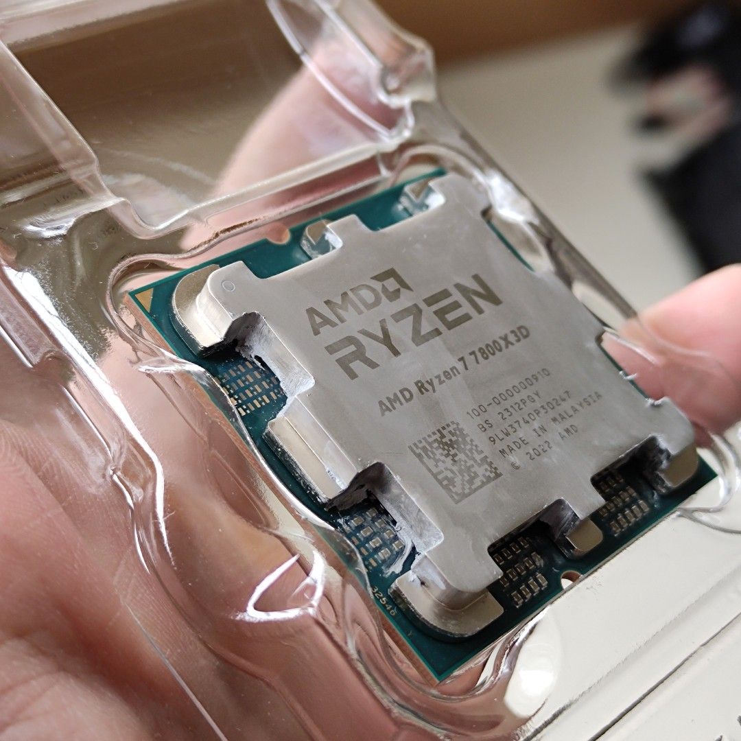  AMD Ryzen 7 7800X3D 8-Core, 16-Thread Desktop