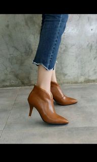(Category: ) located in . Submitted by clickincloset (Listing ID 1283125100, Image 1). Description: .
