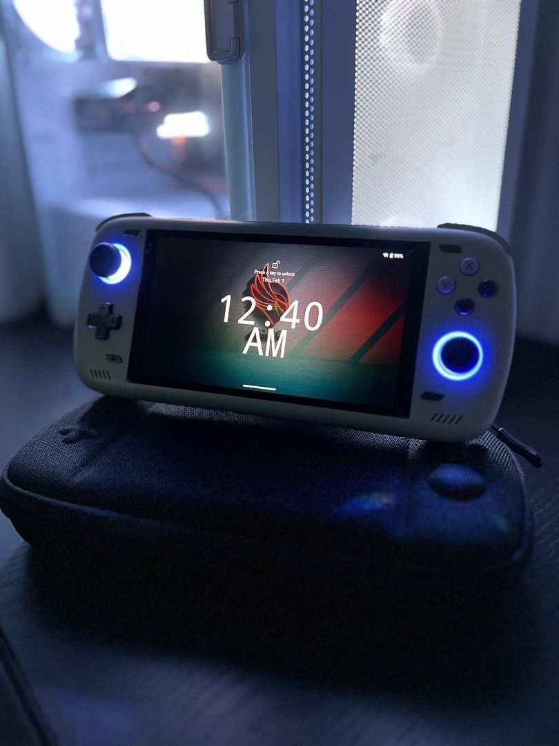 AYN Odin2 Pro 12GB / 256GB Grey AYN Odin2 Pro 12GB+256GB Cold Gray