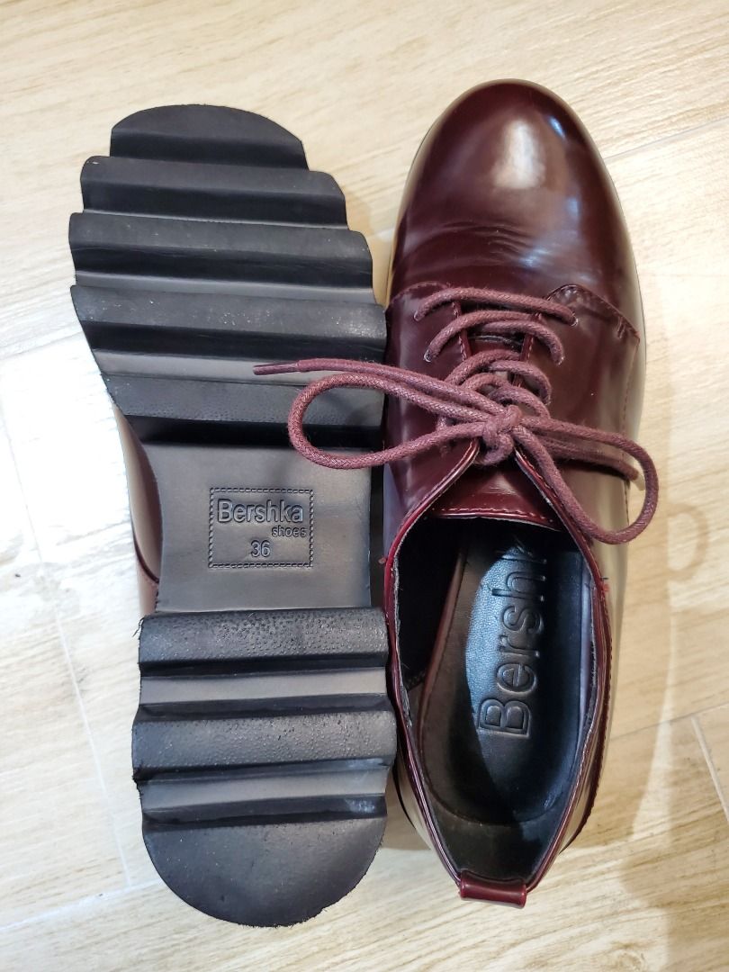 Bershka women s Derby shoes Loafers Carousell