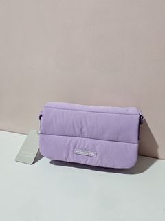 Beyond The Vines Pocket Poofy Bag in Lilac
