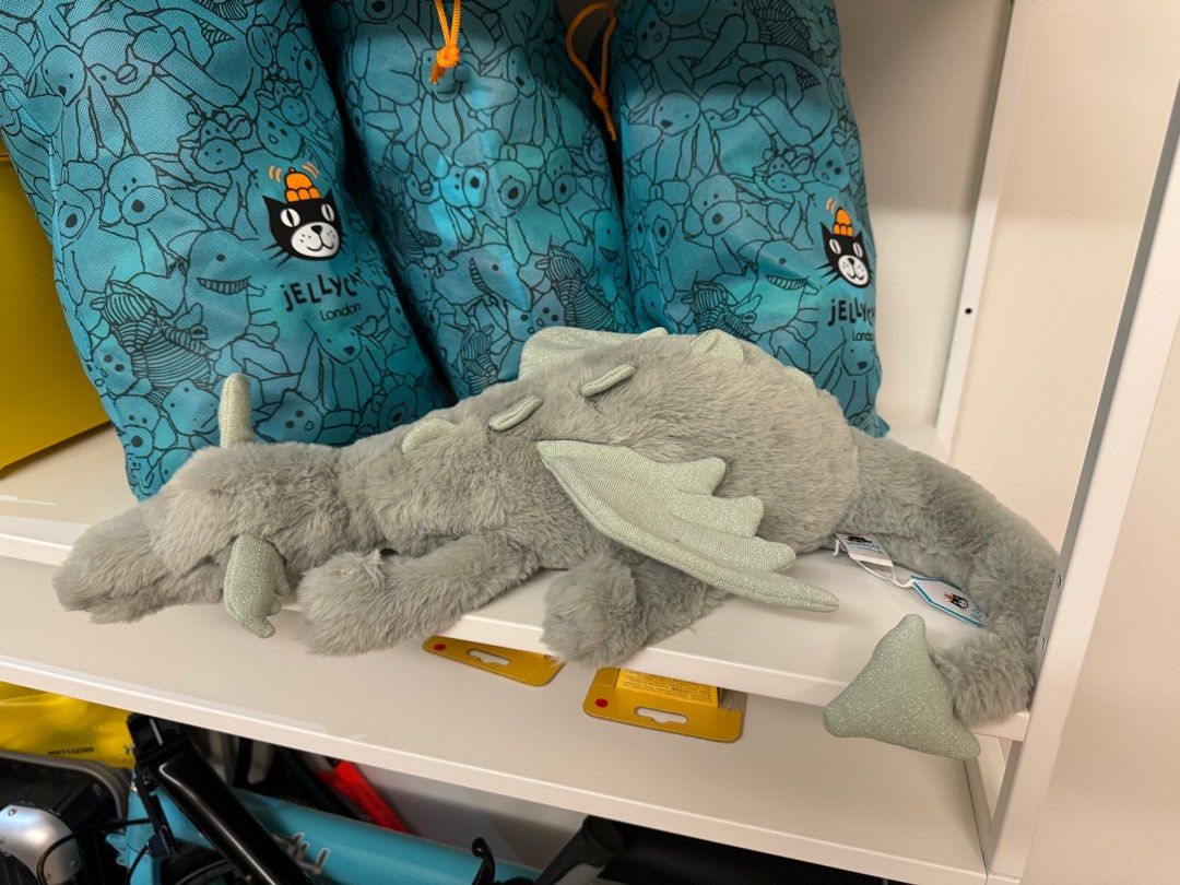 [IN STOCK] BNWT Jellycat dragon all colours and sizes - snow dragon ...