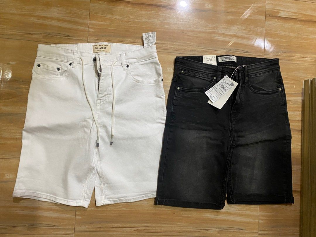 Pull&Bear Shorts (Category: Shorts) located in Bulacan. Submitted by cedrick13 (Listing ID 1283193054, Image 2). Description: For Sale Branded Shorts imported All Brandnew Shorts bought from France -Pull&Bear Cargo Shorts Green - (30) SOLD -Pull&Bear Cargo Shorts Green - (28) -Pull&Bear Denim White - (31) -Spring Field Denim Black - (26) -Woopie Loopie Denim Blue - (28) -Hyper Jeans Blue - (28) Pull&Bear 1000 each other shorts 800 each (If aspack