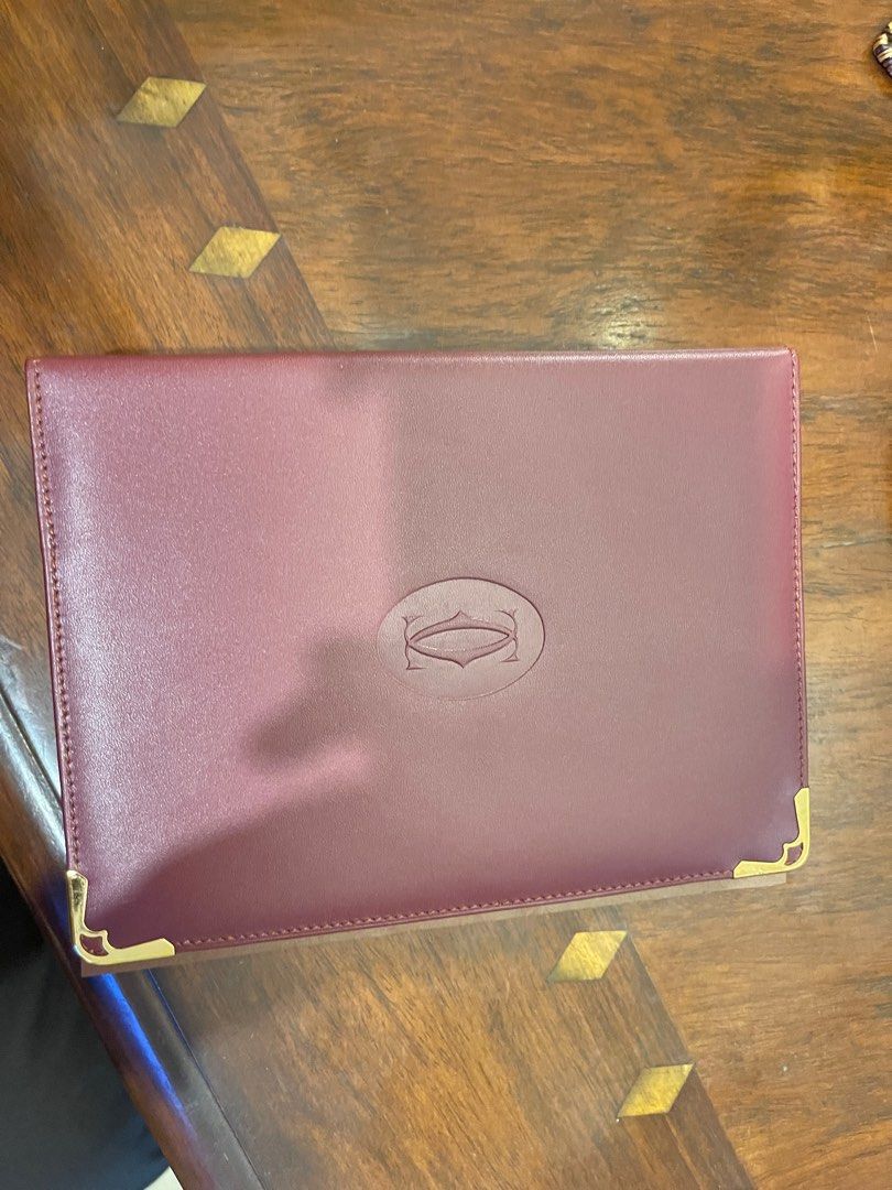 Cartier Agenda (Category: Luxury Bags & Wallets) located in Mandaluyong City. Submitted by olachicoas (Listing ID 1283175777, Image 1). Description: Authentic Vintage Cartier Agenda Pristine Condition.
