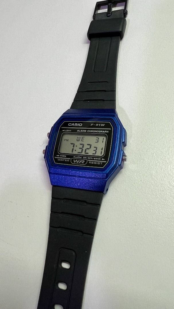 Casio f91w blue top