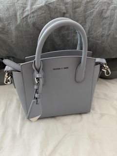 （分類：）位於 。 由 sl_declutter 提交（商品編號 1283178653，圖片 1）。簡介： 。
