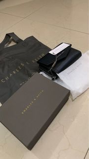 CHARLES & KEITH Envelope Wallet in Black 
