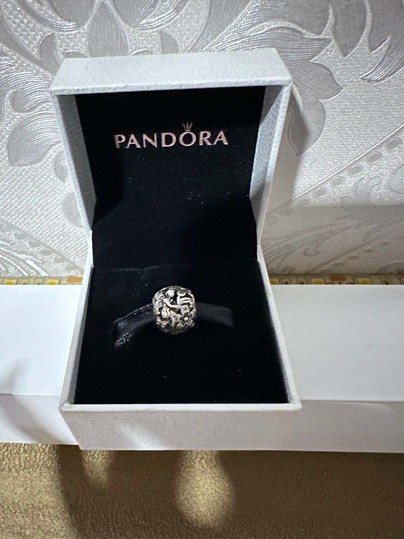 charm pandora Dazzling Daisy Fairy Barang Mewah Aksesoris di
