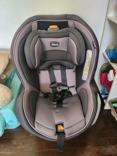 Chicco carseat nextfit