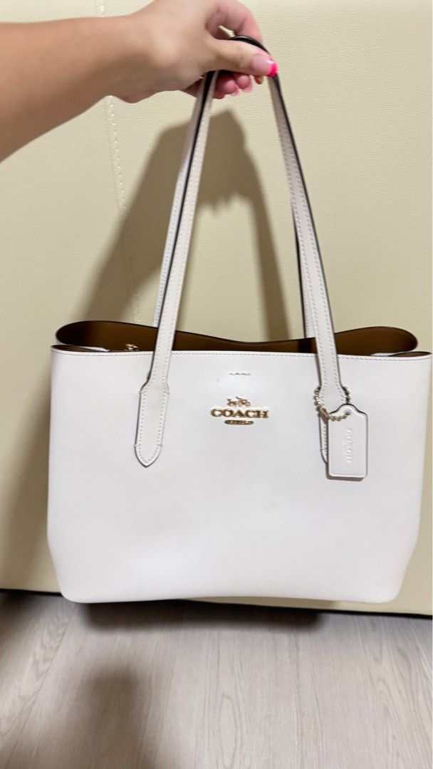 Coach Work Tote Luxury Bags Wallets on Carousell