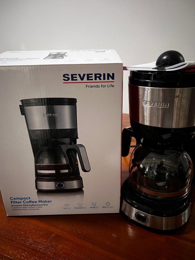 Compact filter coffee maker (Category: Coffee Machines & Makers) located in Singapore. Submitted by onepurplepotato (Listing ID 1283228313, Image 1). Description: .