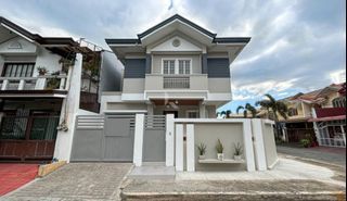 Contemporary House with Wood Flooring for sale in Vista Verde Cainta Rizal near Ortigas Ave Marcos Highway Eastwood Libis Pasig