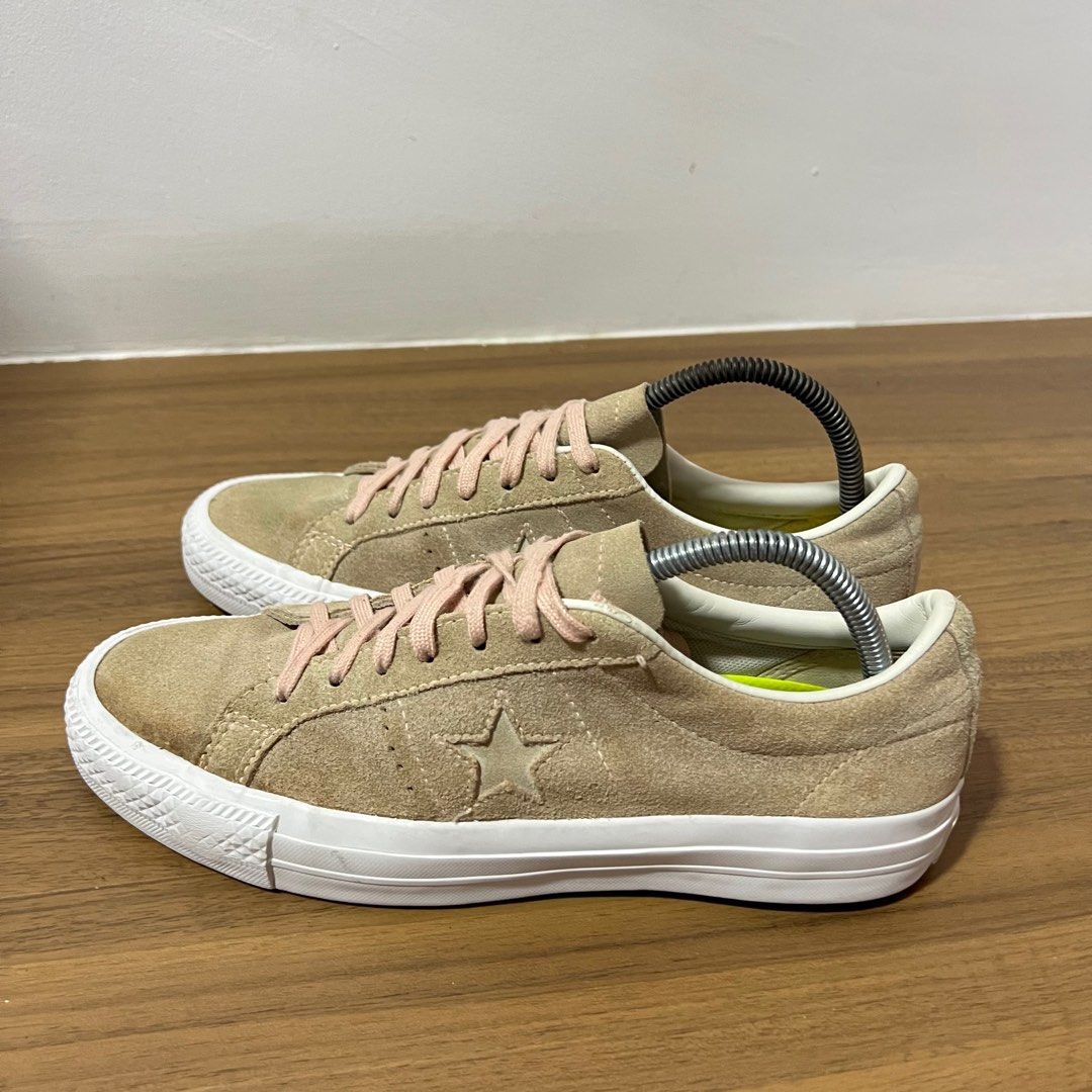 Tan converse on sale one star