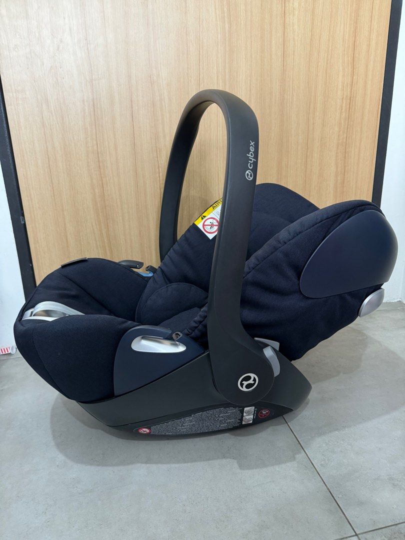 Cybex cosy cloud on sale q