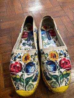 (Category: ) located in . Submitted by fashionsavyy (Listing ID 1283205115, Image 1). Description: .