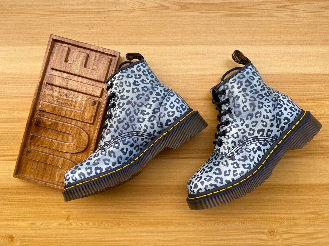 Dr martens animal print best sale