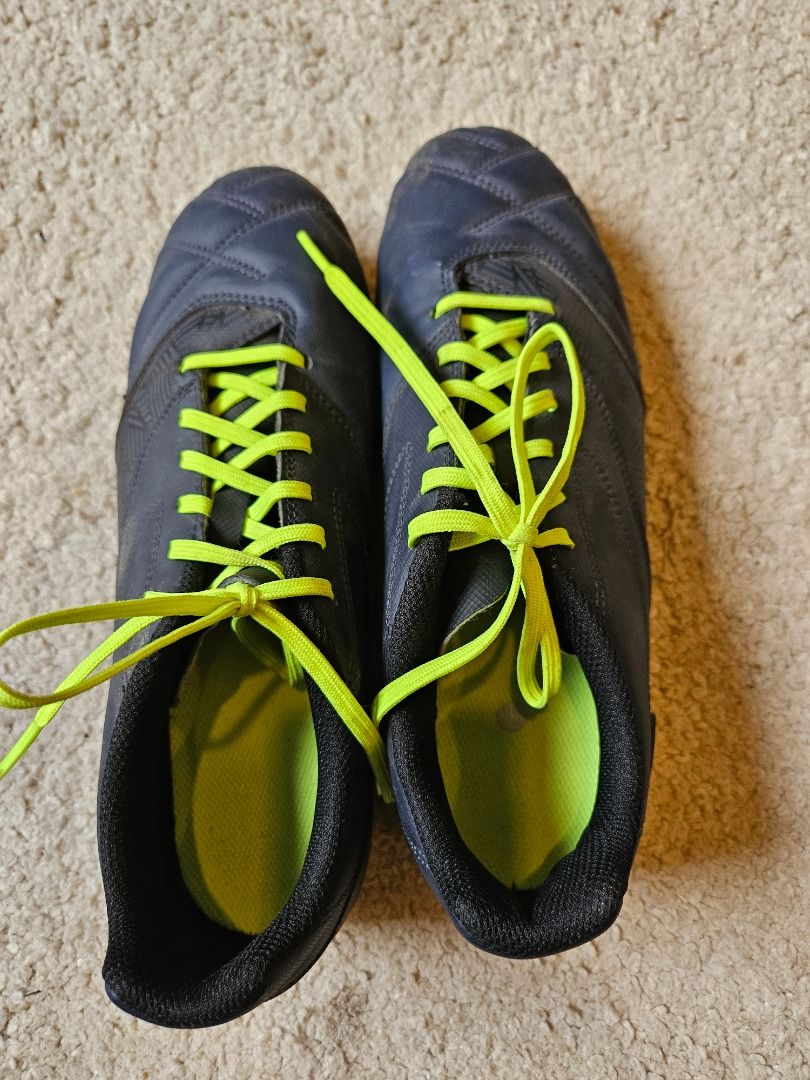 Football boots size EU 41 UK7 Men s Fashion Footwear Boots on