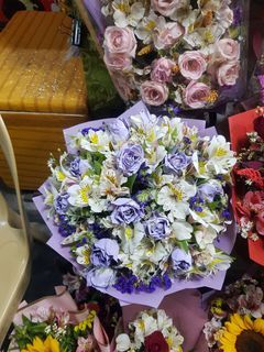 Fresh Dangwa Flowers available in Las Pinas (Free Delivery)