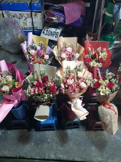 Fresh Flowers Bouquet Available in Las Pinas, Alabang, Bacoor (Free Delivery)