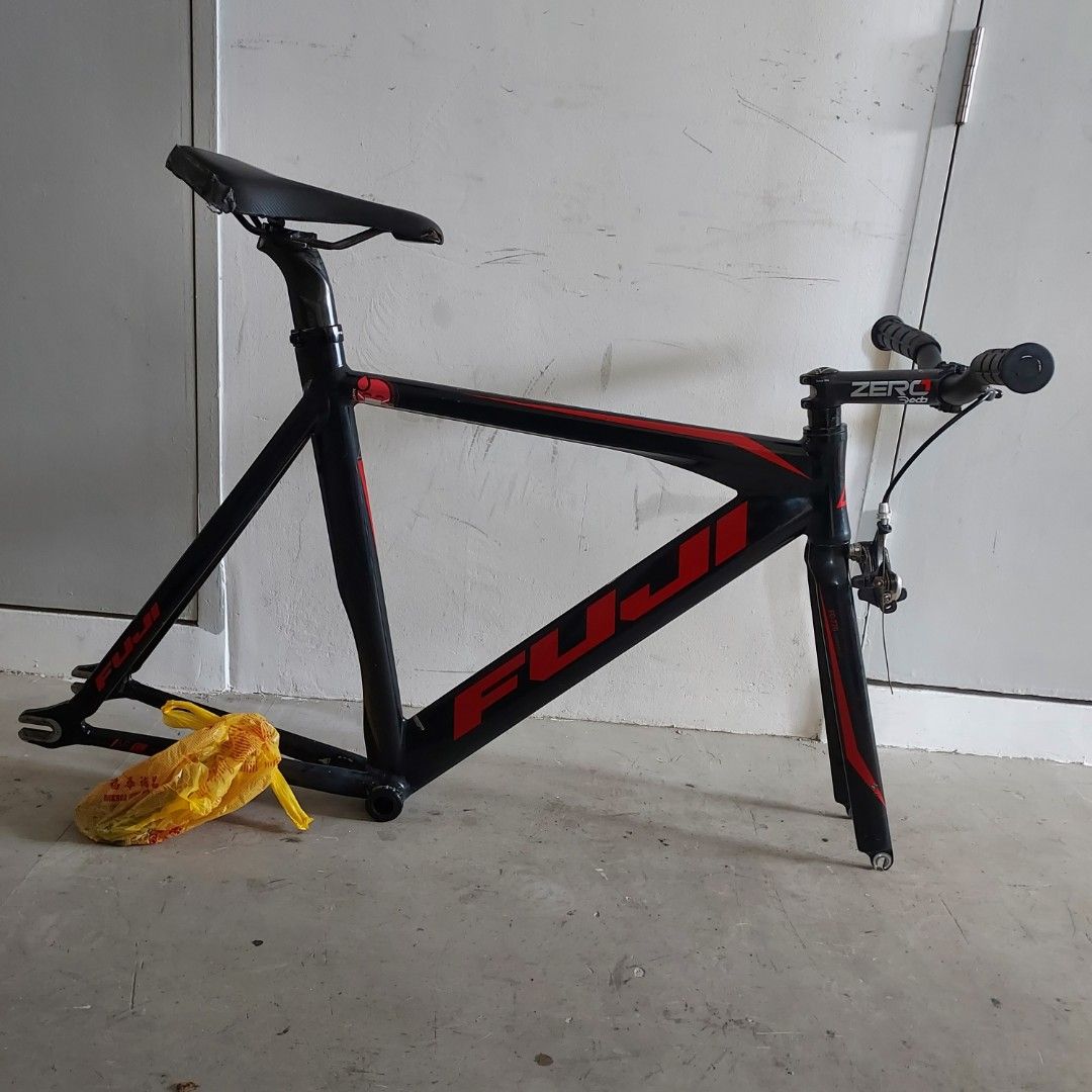 Fuji track pro sales fixed gear bike 2015