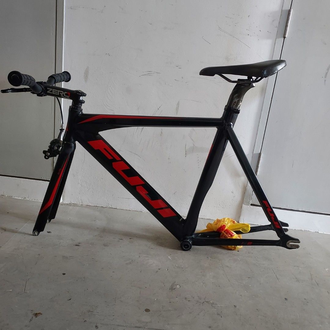 Fuji track pro hotsell fixed gear bike 2015