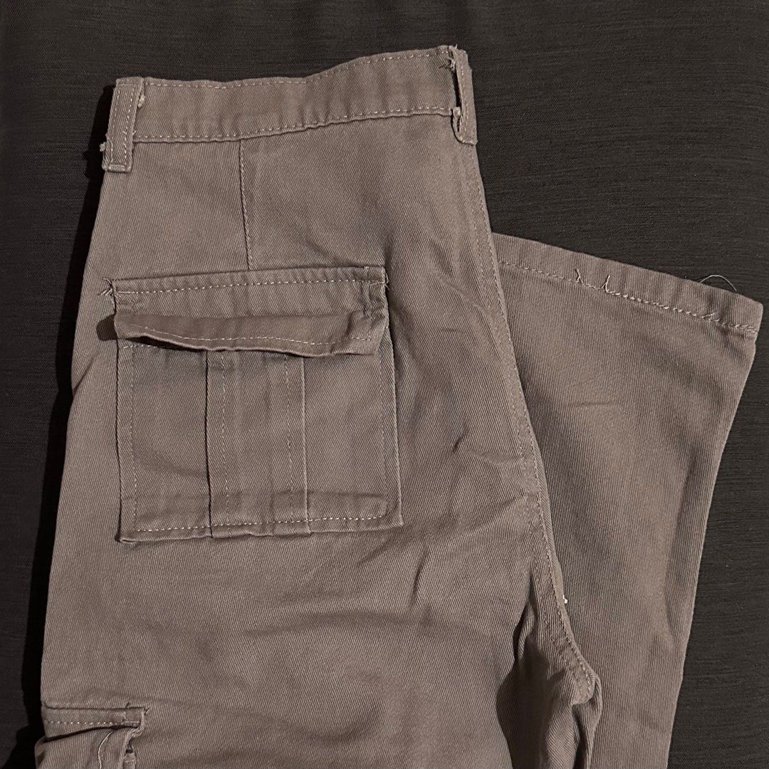Gray High Waist Flap Pocket Cargo Jeans Korean Wide Leg Denim Cargo Pants  for Women Fashion Womenswear Size 29, Women's Fashion, Bottoms, Jeans on  Carousell