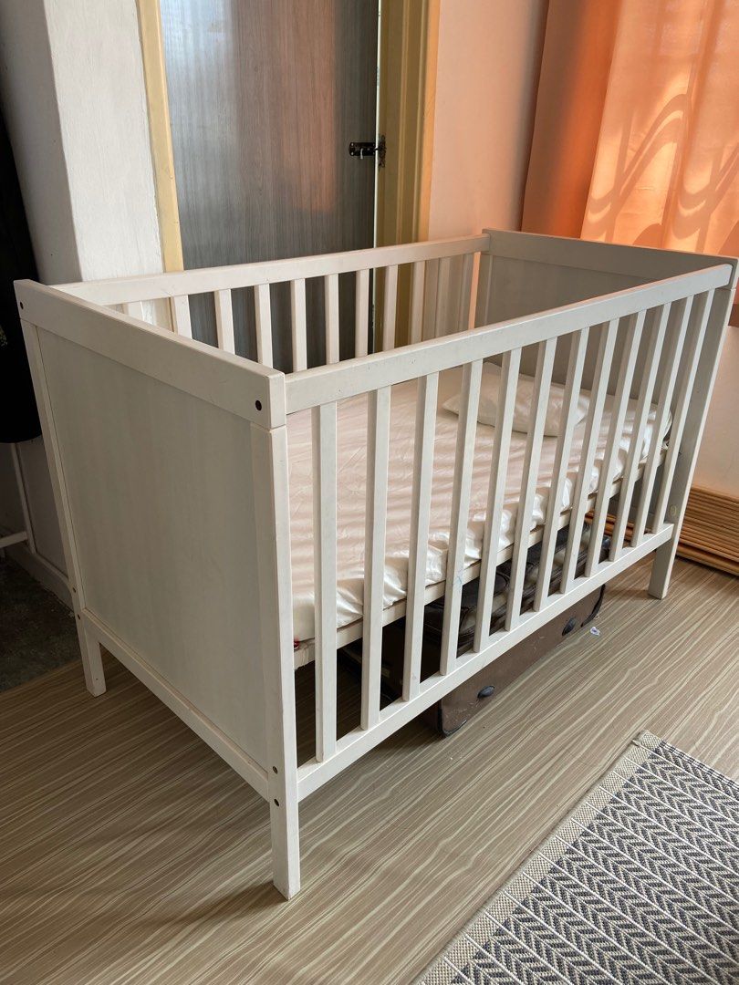 Ikea katil baby sales
