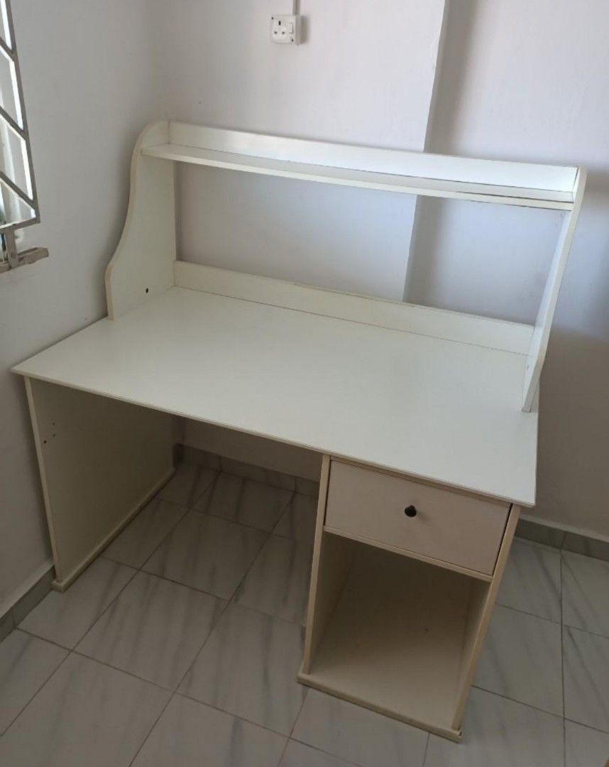 IKEA Study Table (Category: Tables & Sets) located in Singapore. Submitted by rockmysocks (Listing ID 1283410613, Image 3). Description: Study desk Self collection.