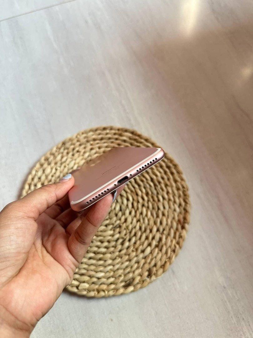 iPhone 7plus 128gb (Category: iPhone 7 Series) located in Manila. Submitted by TekiCashGadgetsph (Listing ID 1283126202, Image 2). Description: (FU) Open-line, any sim working (worldwide) - Guaranteed original iPhone not fake/copy Complete accessories with box Secondhand Good as new not abused! Presentable •Original Lcd • no issue hidden issues • no apple id / iCloud id • Good batthealth • Good cam front/back • Good Performance • Good touch id • 