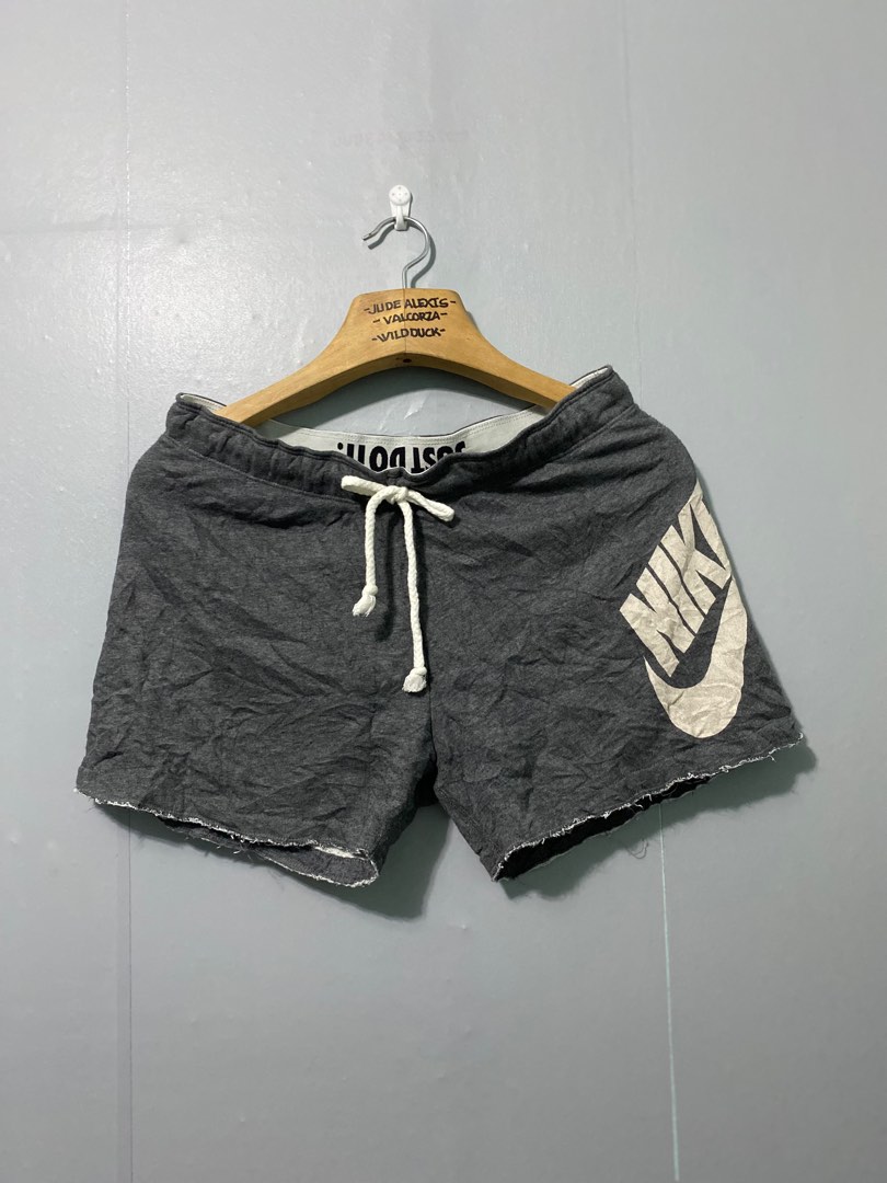 Nike Alumni Short Womens Men s Fashion Activewear on Carousell