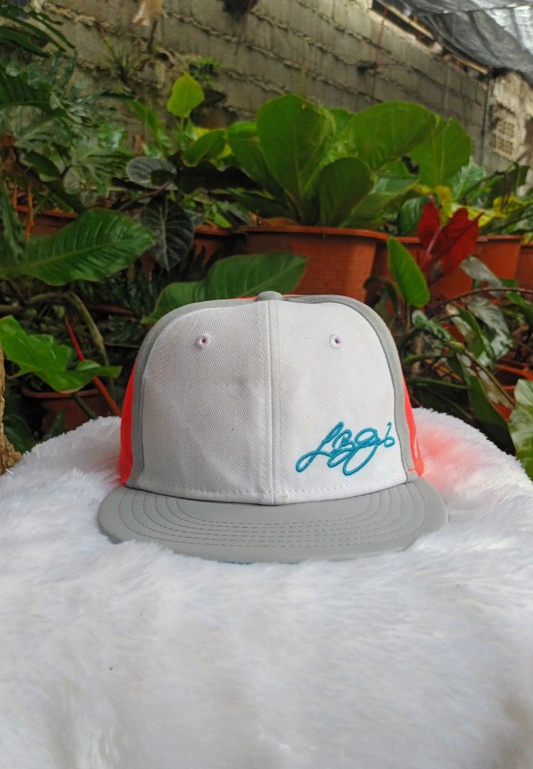 Lebron snapback clearance