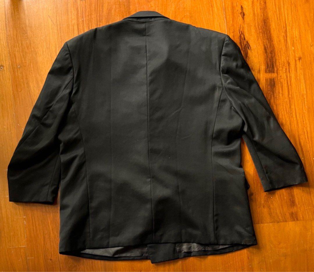 Oversized Black Double Breasted Blazer (Category: Coats, Jackets and Outerwear) located in Muntinlupa City. Submitted by _sbstnm (Listing ID 1283155827, Image 3). Description: Black double breasted 4 button wool dinner jacket in oversized boxy cut by Trieste Tag size: 52R Actual measurements (inches, laid flat) Width: 27 under bust; 26 across waist Length: 33 Sleeve: 24 Shoulder: 23 MOP: Gcash or BPI transfer only Shipping: Lalamove, GrabExpress,