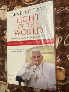 PAPERBACK 2010 Light Of The World Pope Benedict XVI Religion Catholic Theology Book George Weigel