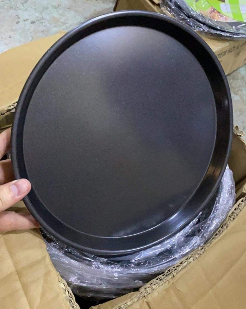 pizza pan non sticky (Category: Bakeware) located in Manila. Submitted by asstditems (Listing ID 1283186124, Image 2). Description: gl non-stick pizza pan SIZE ：26 CM SZIE ：29 CM SZIE ：32 CM 3 SIZE FOR 1 SET Same day delivery within metro manila Mode of Payment: CASH ON DELIVERY GCASH BANK TRANSFER Pm for inquiries! Happy Shopping & God bless..