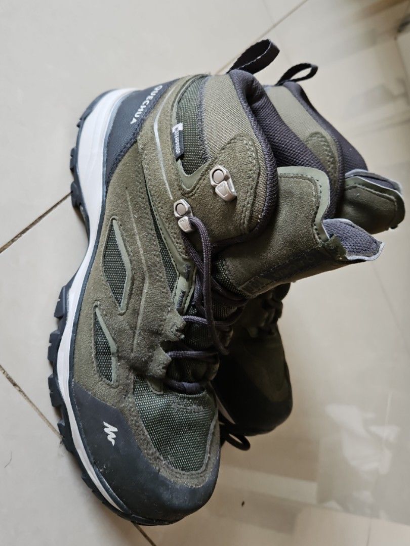 Quechua cheap trekking boots
