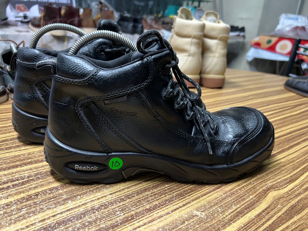 Reebok safety hot sale boots uk