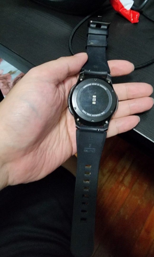 Galaxy gear s 3 top