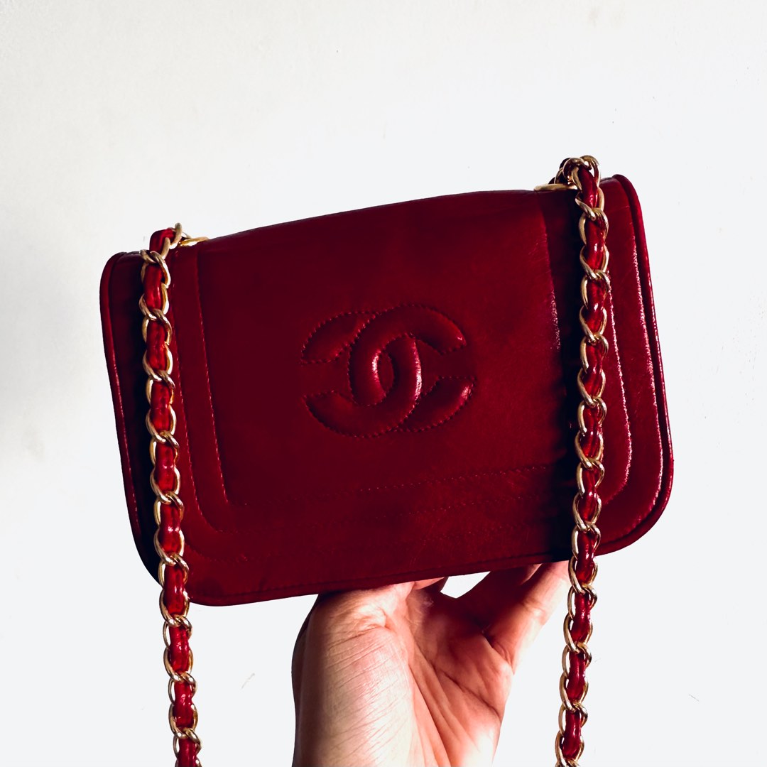 Chanel red deals sling bag