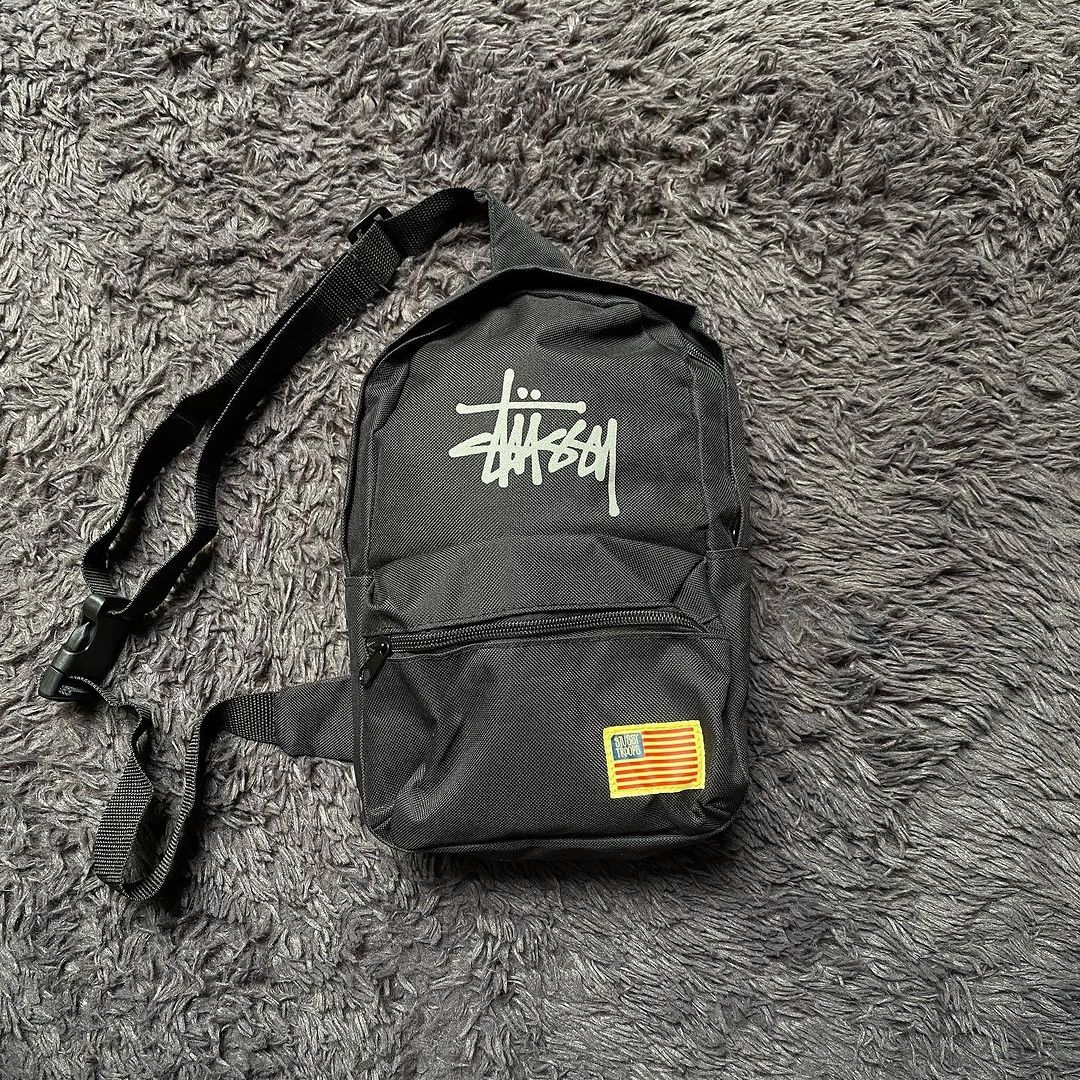 Harga sling bag stussy original clearance