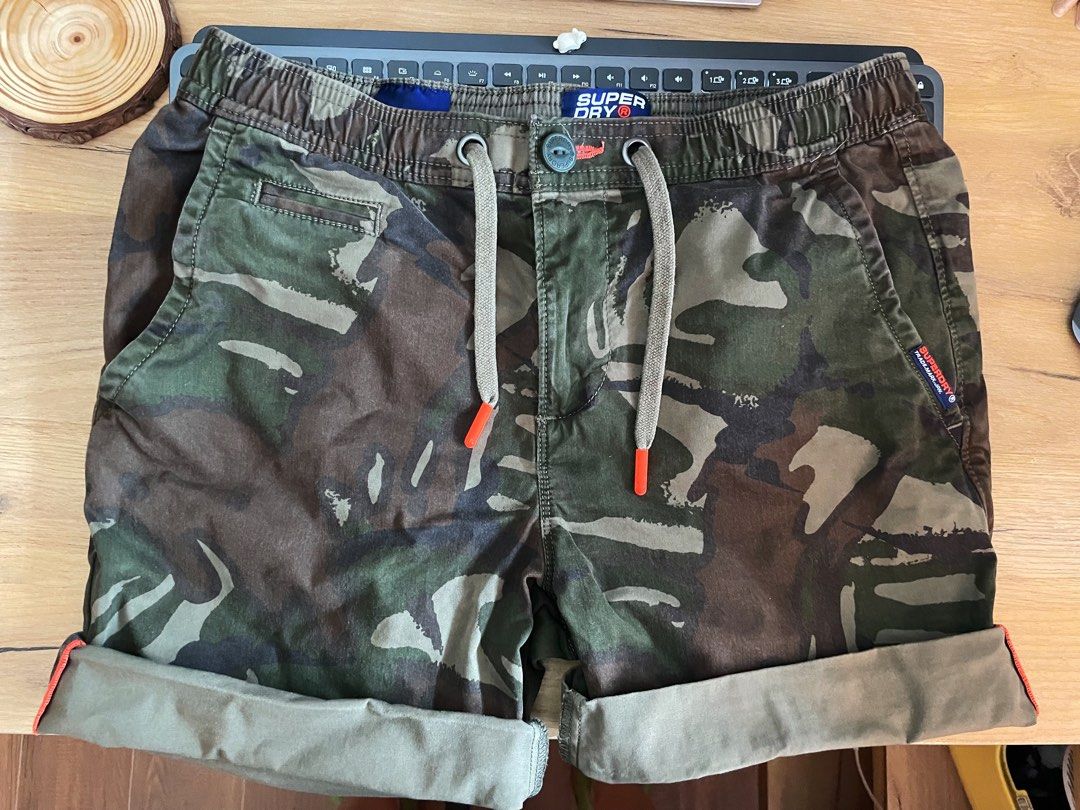 Superdry camo shorts Men s Fashion Bottoms Shorts on Carousell