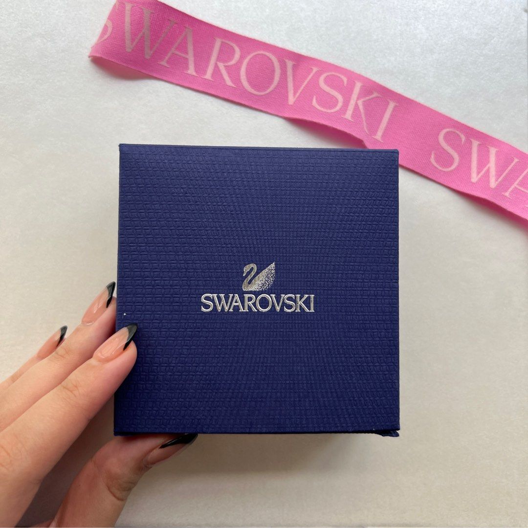 SWAROVSKI STUD EARRINGS (Category: Earrings) located in Paranaque City. Submitted by pattypops (Listing ID 1283221295, Image 2). Description: - 6,950 SRP - brand new!! - THE PERFECT VALENTINE’S GIFT .