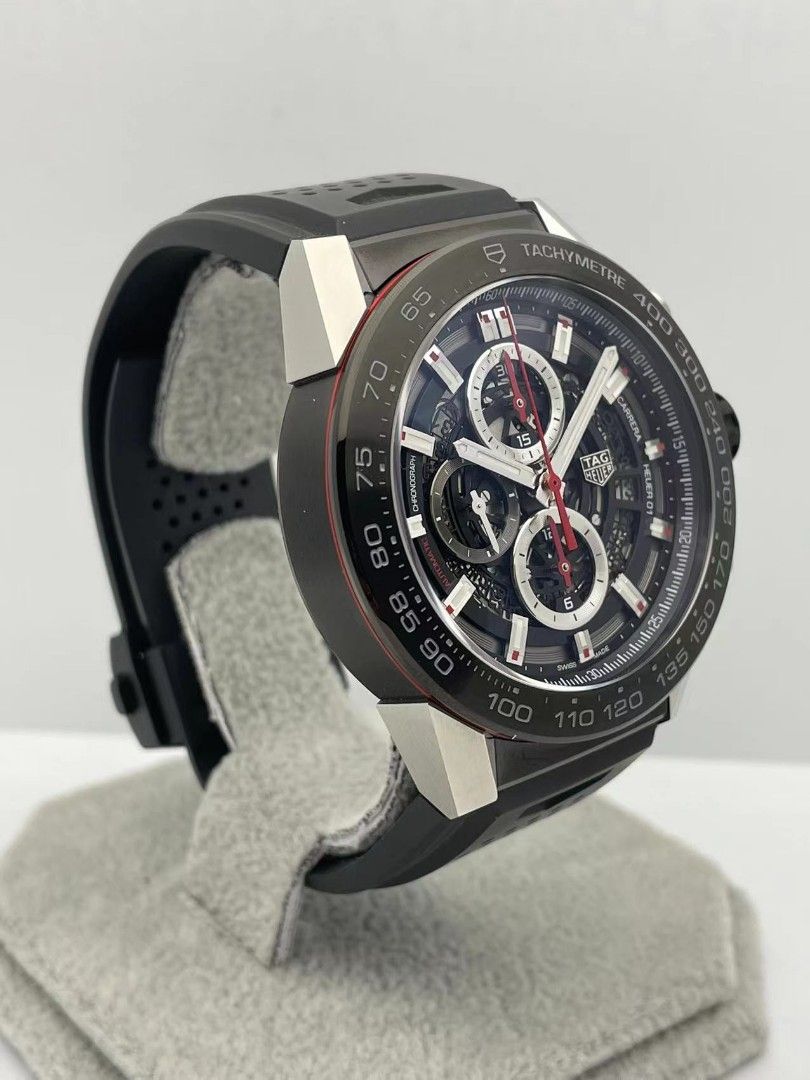 Tag heuer in online house movement