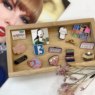 (Category: ) located in . Submitted by taylorswift.version (Listing ID 1283179451, Image 1). Description: .