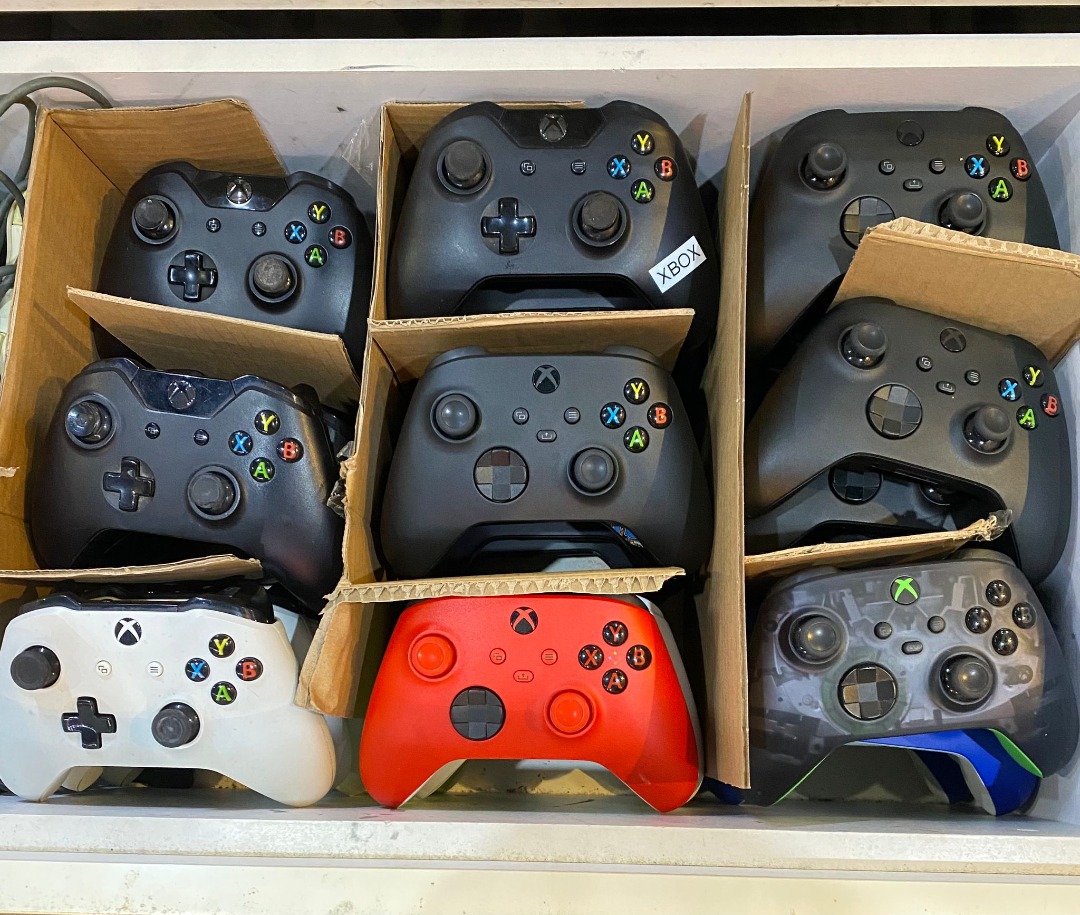 Used XBOX Controller, Video Gaming, Gaming Accessories, Controllers on ...