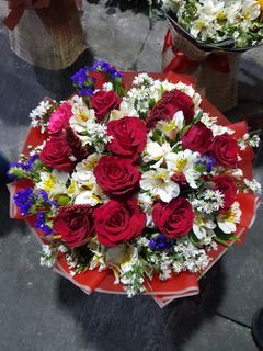 Valentine's Bouquet available in Bacooor (Free Delivery)