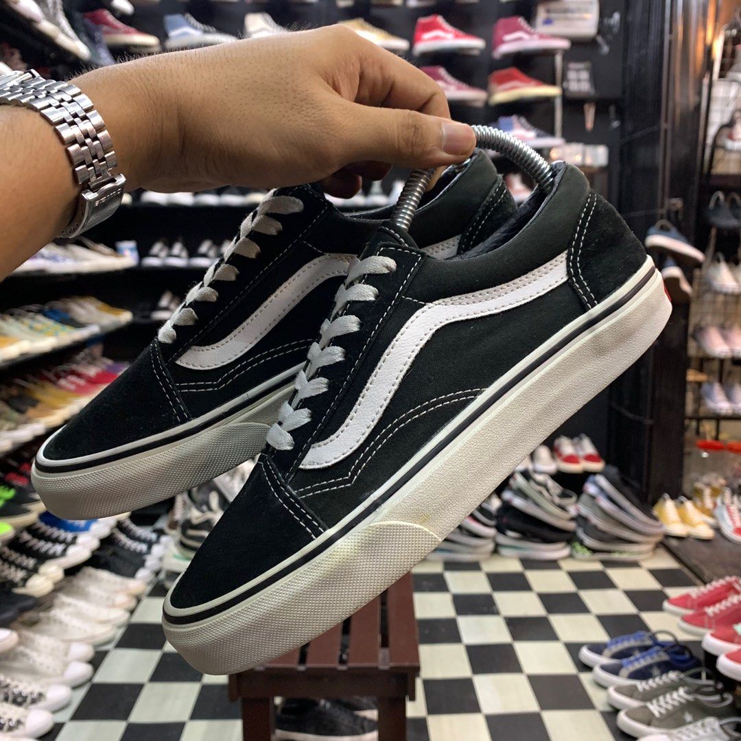 Harga retail hotsell vans old skool