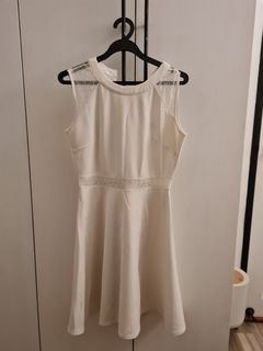 (Category: ) located in . Submitted by goodwill.hunting (Listing ID 1283281186, Image 1). Description: .
