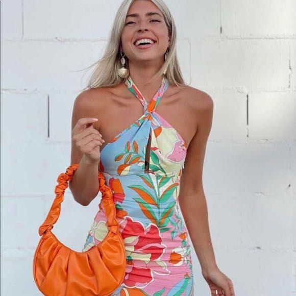 zara floral halter print dress, Women's Fashion, Dresses & Sets, Dresses on  Carousell